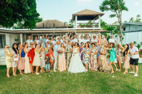 фото: волшебная свадебная церемония на острове Пхукет