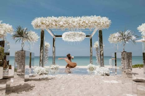 картинка: волшебная свадебная церемония в Таиланде