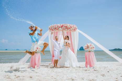 изображение: волшебная свадьба за границей