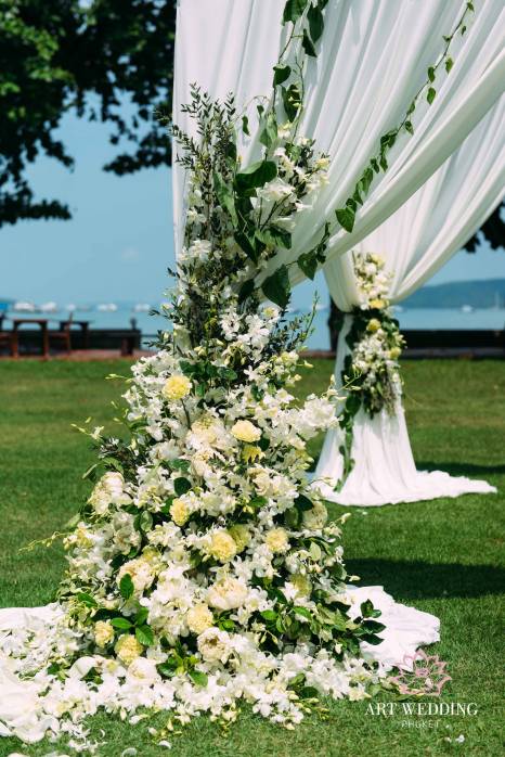 иллюстрация: чудесная свадьба на острове Пхукет