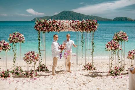 изображение: официальная свадебная церемония в Королевстве Таиланд