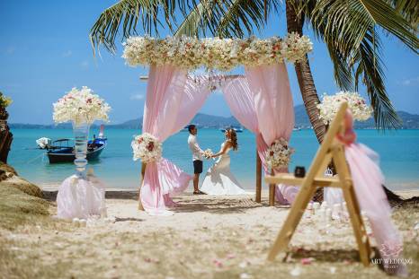 иллюстрация: волшебная свадьба на острове Пхукет