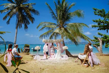 фотография: чудесная свадебная церемония за границей
