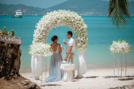 картинка: традиционная свадебная церемония за границей