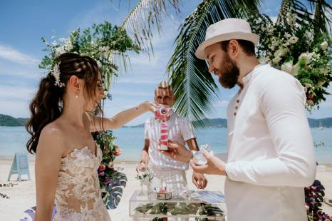 картинка: официальная свадьба на острове Пхукет