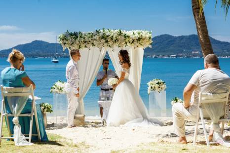 картинка: традиционная свадьба за границей