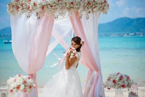 иллюстрация: официальная свадьба на острове Пхукет